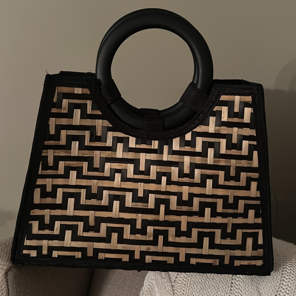 Black and Tan Geometric Pattern Women's Bag - Picture 2 of 4